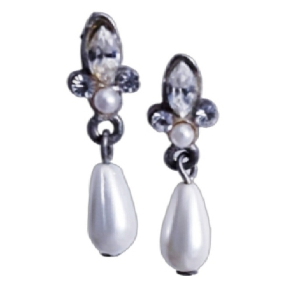 Faux Pearl's Earrings